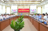 UBND TP.HCM họp phiên đầu tiên về kinh tế - xã hội sau sáp nhập