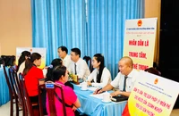 TP.HCM: Cán bộ phường Bình Tân sẽ giải đáp thắc mắc về lĩnh vực đất đai, hộ tịch... cho người dân