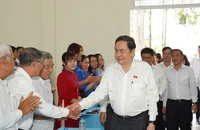 Chùm ảnh: Chủ tịch Quốc hội Trần Thanh Mẫn tiếp xúc cử tri tại TP.HCM trước thềm bầu cử