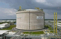 Phó Thủ tướng Trần Lưu Quang dự lễ khánh thành kho LNG 1 triệu tấn tại Bà Rịa - Vũng Tàu 