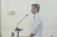 Bà Rịa-Vũng Tàu: Xét xử cán bộ địa chính xã làm hồ sơ cấp đất công cho mẹ vợ