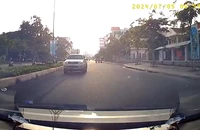 Vũng Tàu: Dân chuyển clip qua đường dây nóng, 1 phụ nữ lái ô tô đi ngược chiều bị phạt