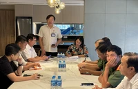 Đoàn liên ngành Vũng Tàu làm việc về vụ gắn camera trong căn hộ cho thuê tại tòa nhà The Sóng 