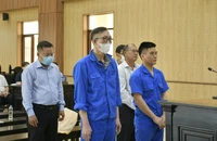Các bị cáo trong đó có cựu Giám đốc Sở Y tế tỉnh Bà Rịa - Vũng Tàu (cũ) tại phiên tòa