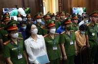 Theo Bộ Công an, thực tiễn cho thấy một số tội danh có tính chất, mức độ nguy hiểm cho xã hội không cần thiết phải duy trì hình phạt tử hình. Ảnh minh họa: Một phiên tòa xét xử tội phạm có khung hình phạt đến tử hình.