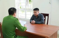Đang phê ma túy trong căn hộ chung cư thì bị công an bắt