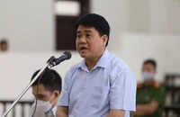 Ông Nguyễn Đức Chung 'xin lấy tư cách của một con người' để phủ nhận ông có công ty gia đình