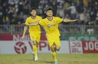 Đại chiến cho ngôi vô địch nửa mùa