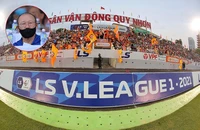 Khách VIP ở sân Quy Nhơn