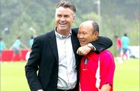 Ông Park hạnh phúc nhớ World Cup cùng thầy Guus Hiddink
