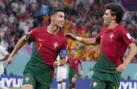 Ronaldo phải xóa tan đàm tiếu không CR7 Bồ Đào Nha vẫn chạy tốt
