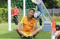 Đội trưởng Việt Nam từ trái bóng bưởi đến sân chơi World Cup