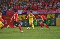 Lại tranh cãi V-League tạm dừng để tập trung U-23