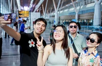 Nhà ga T3 Tân Sơn Nhất khánh thành, người dân háo hức trải nghiệm 