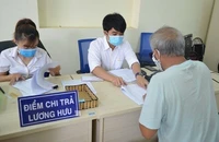 Sớm chi trả trợ cấp an sinh xã hội cho người dân qua ngân hàng