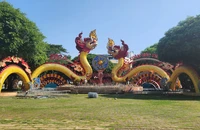 Hình tượng con rồng thời Nhà Lý nổi bật tại hội hoa Xuân Vũng Tàu Tết Giáp Thìn 2024