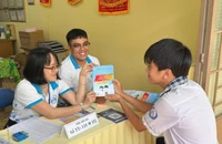 Trường THPT công lập tìm cách giữ học sinh trước nhu cầu chuyển trường