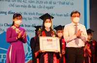 TP.HCM: Vinh danh 79 thủ khoa năm 2021