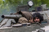 Nóng Nga-Ukraine chiều 31-5: Ukraine gặp khó ở Donbass, ông Biden quyết không gửi tên lửa tầm xa có thể bắn sâu sang Nga