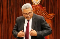 Tổng thống Sri Lanka và vợ sang Maldives, một ngày trước khi từ chức