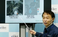 Cơ quan Khí tượng Nhật Bản (JMA) tổ chức họp báo về cơn bão Nanmadol ngày 17-9. Ảnh: AFP