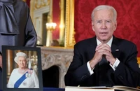 Tổng thống Biden đến Anh sớm một ngày để dự lễ tang Nữ hoàng Elizabeth II