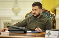 Ông Zelensky sa thải chỉ huy ở Donbass - vùng chiến sự ác liệt nhất