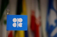 Thành viên OPEC+ nói tự nguyện đồng ý giảm sản lượng dầu, Mỹ tính cách phản ứng với Saudi Arabia
