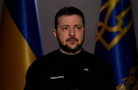 Ông Zelensky công du châu Âu: Ukraine tìm thấy nước trên sa mạc?