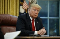 Cộng hòa phẫn nộ, Dân chủ thận trọng khi ông Trump ra tòa