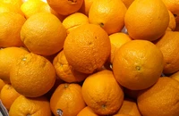 Tiêu thụ quá nhiều vitamin C có nguy hiểm cho sức khỏe không?