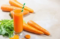 5 lợi ích sức khỏe của việc uống nước ép cà rốt