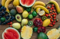Ngày Tết nên tránh ăn những loại trái cây này để ngăn ngừa lượng đường tăng đột biến 