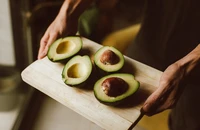 Nhược điểm của việc ăn quá nhiều bơ 