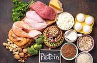 Những nguy cơ tiềm ẩn khi ăn quá nhiều protein