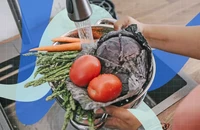 Cách làm sạch rau củ để loại bỏ bụi bẩn và thuốc trừ sâu