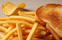 5 thực phẩm bạn nên hạn chế vì chứa acrylamide gây ung thư 