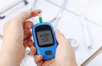 Cách kiểm soát đường huyết hiệu quả, tránh tăng đột biến