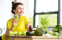 Những cách đơn giản giúp cơ thể luôn mát mẻ và đủ nước trong mùa hè nóng