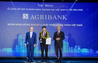 Agribank được vinh danh Top 10 Ngân hàng Thương mại Việt Nam uy tín năm 2025