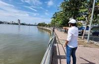 Cá lôi cần câu xuống sông Sài Gòn, người câu cá bị đuối nước