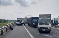 Va chạm liên hoàn giữa 4 ô tô khiến cao tốc TP.HCM - Trung Lương ùn tắc trên 5km