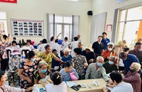 500 người dân có hoàn cảnh khó khăn ở tỉnh Tiền Giang được khám, phát thuốc miễn phí