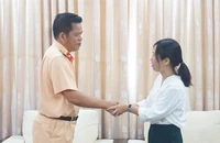 CSGT TP.HCM chúc mừng báo Pháp Luật TP.HCM dịp 21-6