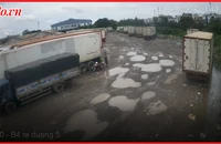 Camera ghi lại vụ người phụ nữ sát hại cô gái bán rau ở Thủ Đức