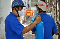 Ảnh: Gọi 0819341900, ATM oxy trao bình oxy miễn phí tận nhà