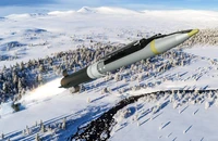 Sức mạnh bom thông minh GLSDB và pháo phản lực HIMARS của Mỹ