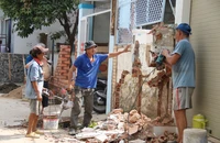 56 hộ dân tất bật tháo dỡ nhà cửa, hiến đất mở rộng hẻm 