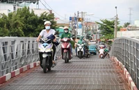 Cần 1.300 tỉ thay thế hai cây cầu sắt 50 năm ở huyện Nhà Bè