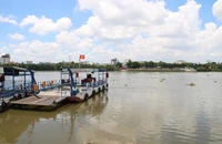 Bến phà Bình Quới ngưng hoạt động tròn 1 năm, người dân tiếp tục chờ đợi
